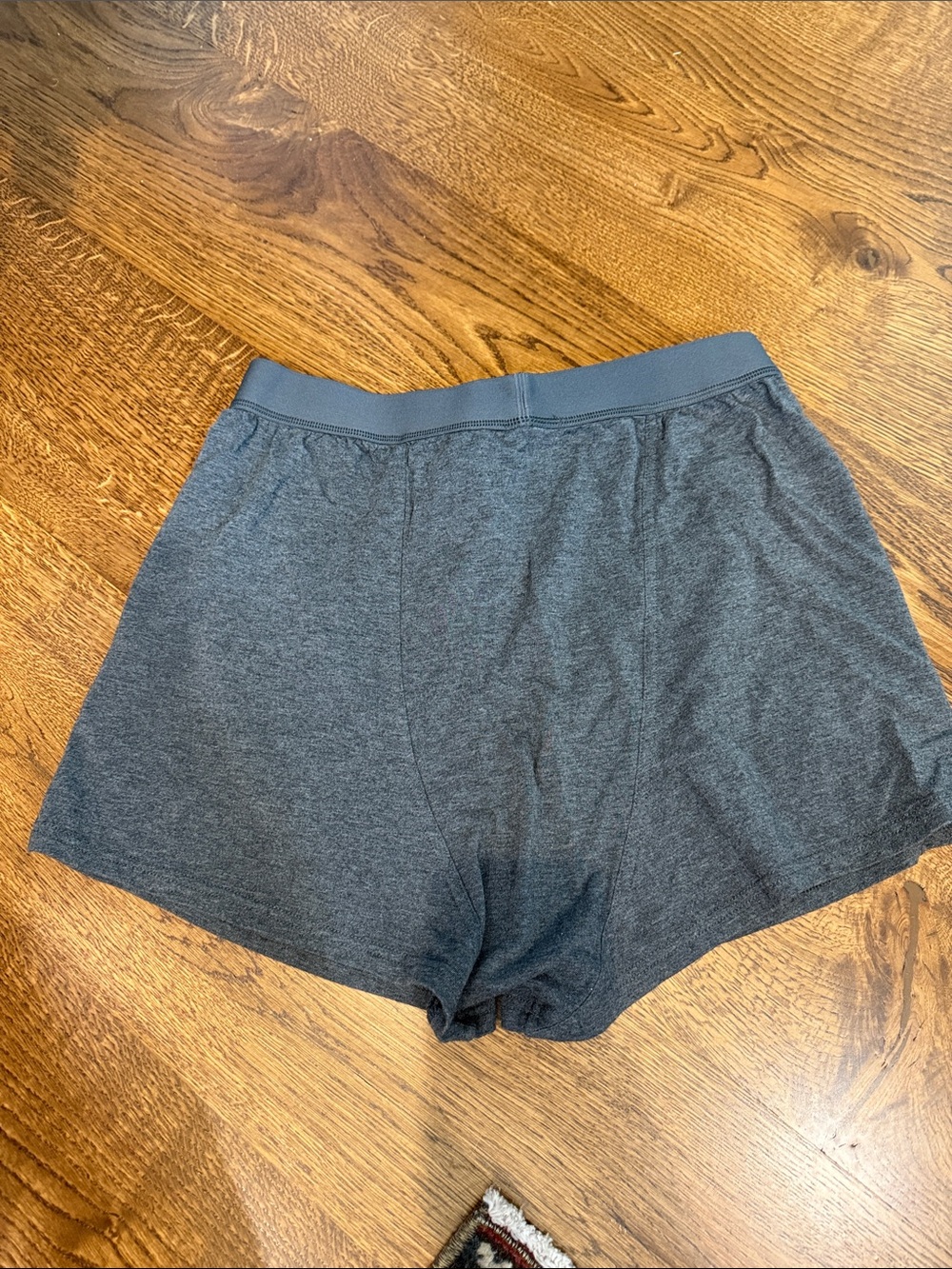 Quince Women’s Lounge/Pajama Shorts - Picture 3 of 5
